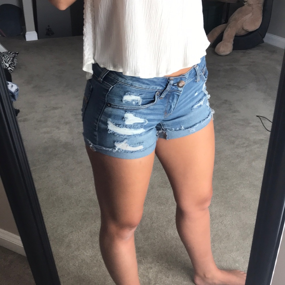 american eagle jean shorts (super stretch) - Picture 3 of 5